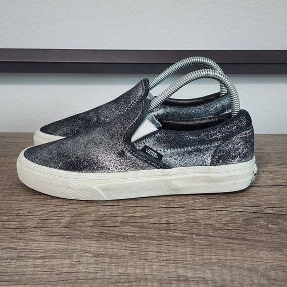 Vans Shoes - Vans Asher Women's Slip-On Skate Shoes Size 6.5 Metallic Silver